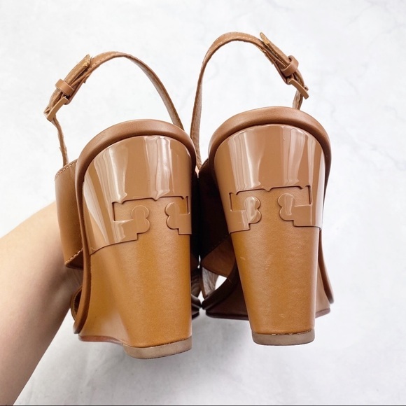 [Tory Burch] NWT Royal Crisscross Leather Sandals - Picture 8 of 8